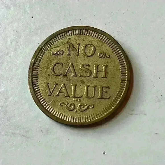 Bonkers Fun House Pizza Arcade Token Peabody Ma. No Cash Value Brass .875" - Picture 2 of 3